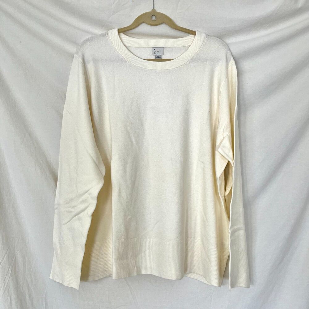 Slim Fit Cozy Knit Pullover Sweater in Cream, size 2X